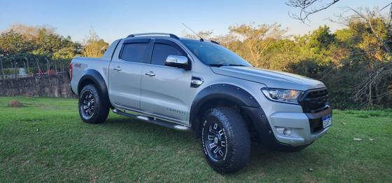 FORD RANGER 3.2 LIMITED 4X4 CD 20V DIESEL 4P AUTOMÁTICO